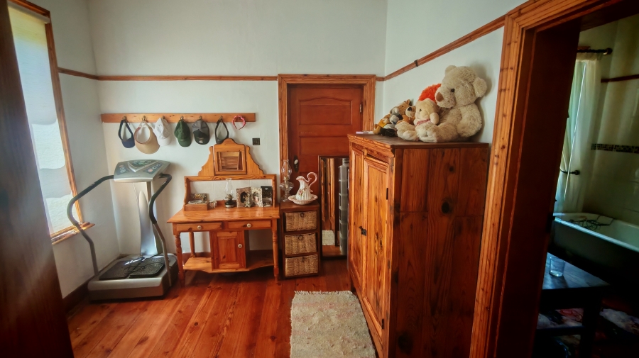 6 Bedroom Property for Sale in Pearston Eastern Cape